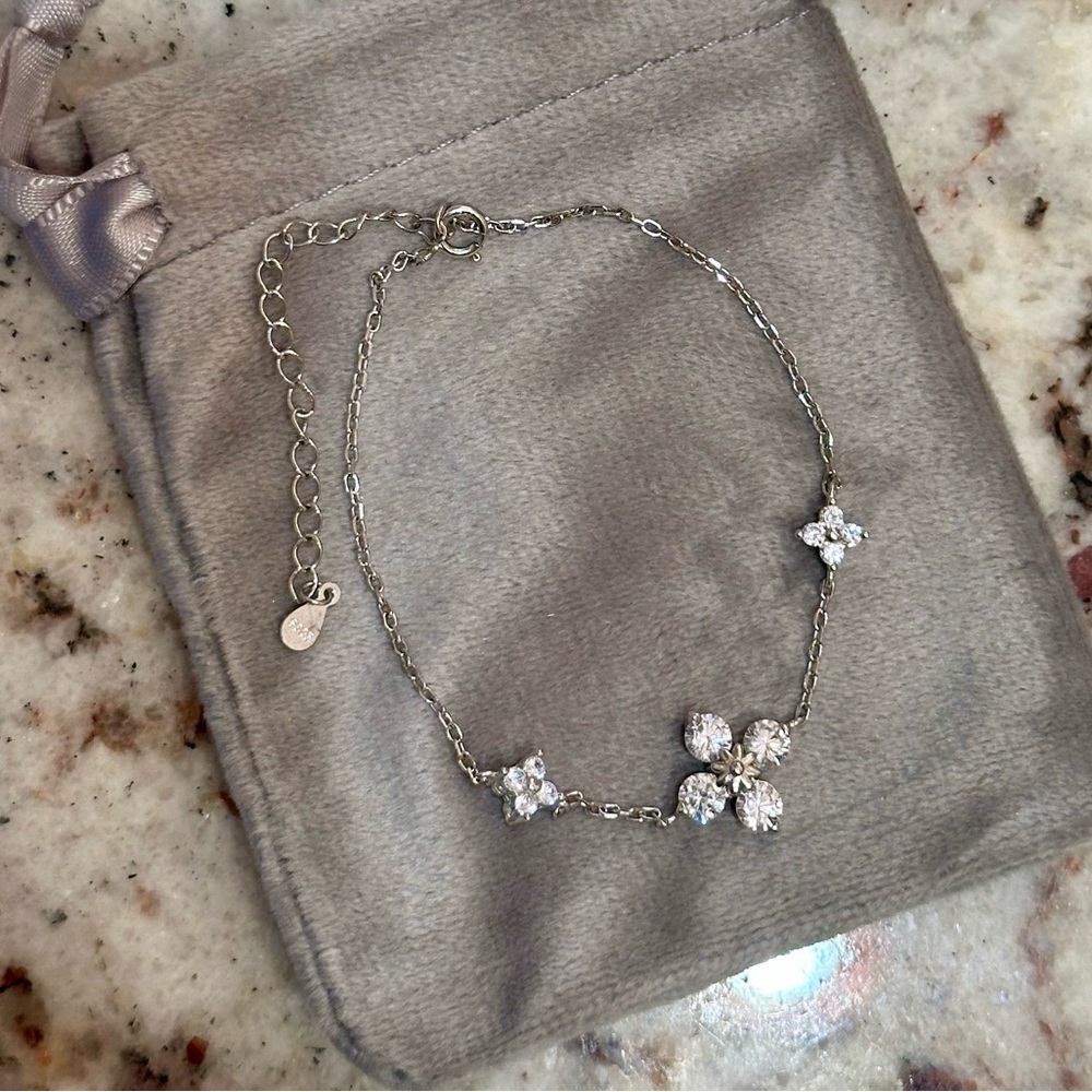 Dainty 925 Silver Floral Bracelet